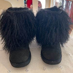 UGGS Mongolian long hair lida size 7